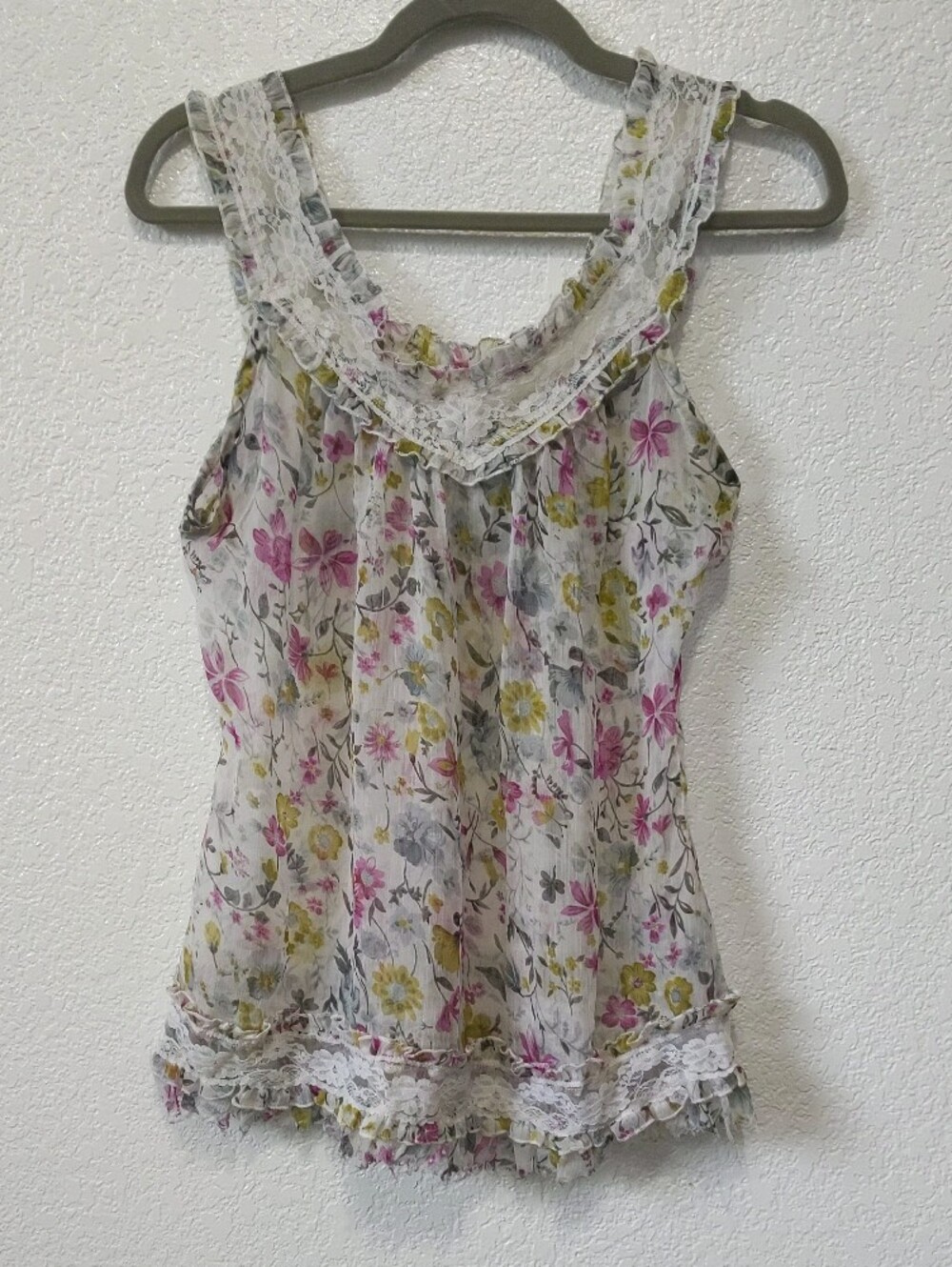 Passport White Floral Lace-Trim Camisole with Pink & Yellow Blossoms